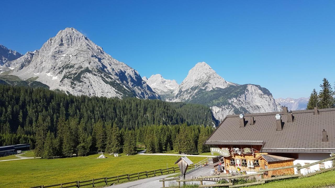 Hotel Alpspitz B&B ไกรน์เนา ภายนอก รูปภาพ