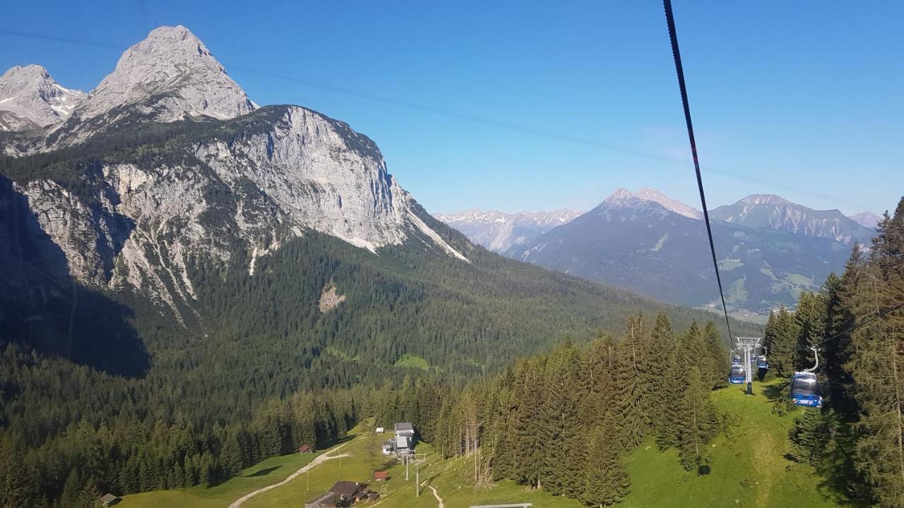Hotel Alpspitz B&B ไกรน์เนา ภายนอก รูปภาพ