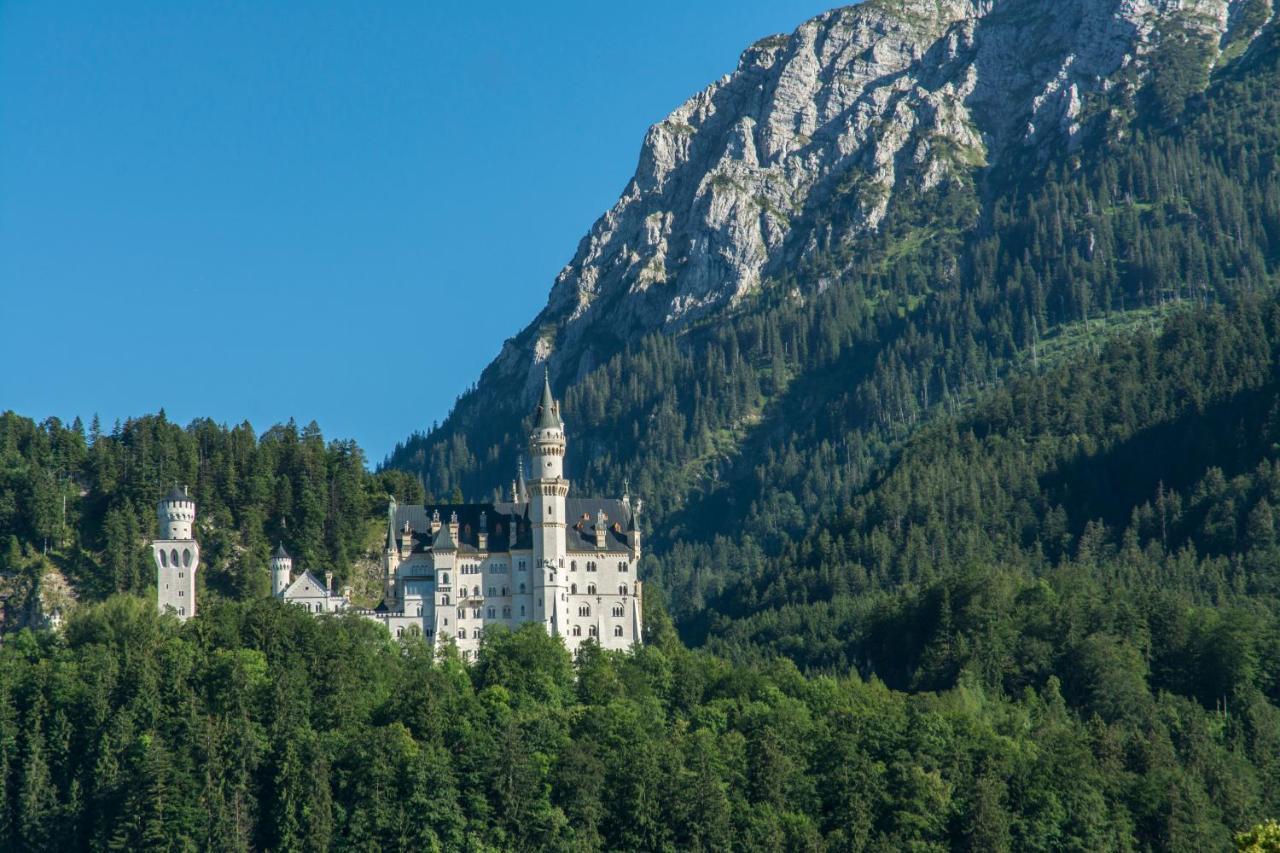 Hotel Alpspitz B&B ไกรน์เนา ภายนอก รูปภาพ